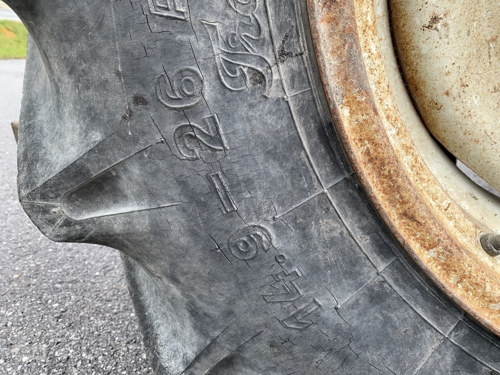 Traktor of the type Steyr 545-2, Gebrauchtmaschine in Eben (Picture 15)