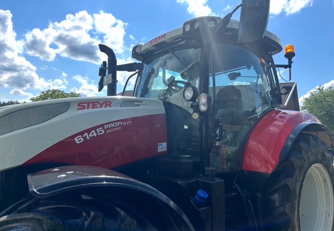 Traktor a típus Steyr 6145 Profi CVT, Gebrauchtmaschine ekkor: Pleiskirchen (Kép 1)