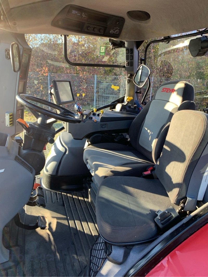 Traktor Türe ait Steyr 6145 Profi, Gebrauchtmaschine içinde Kandern-Tannenkirch (resim 23)