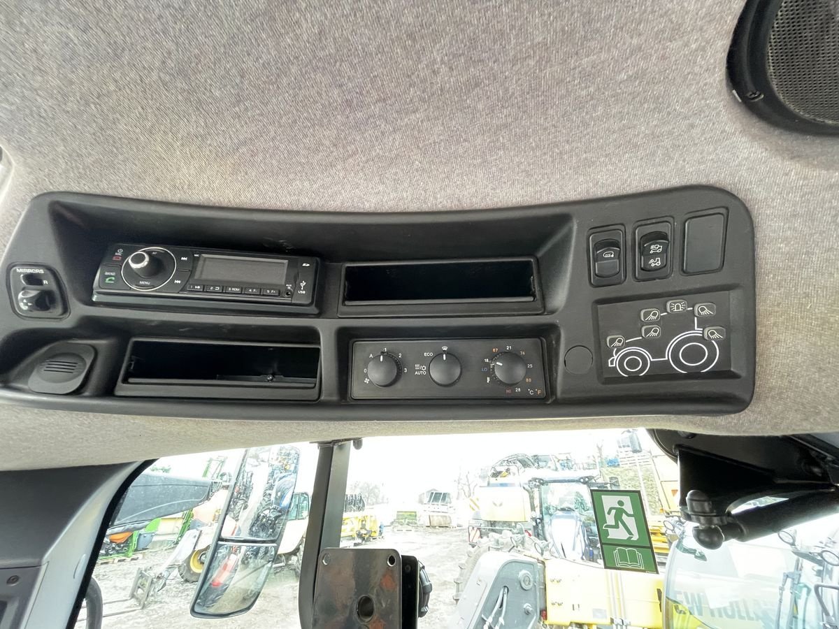 Traktor des Typs Steyr 6145 Profi, Gebrauchtmaschine in Obritzberg (Bild 5)