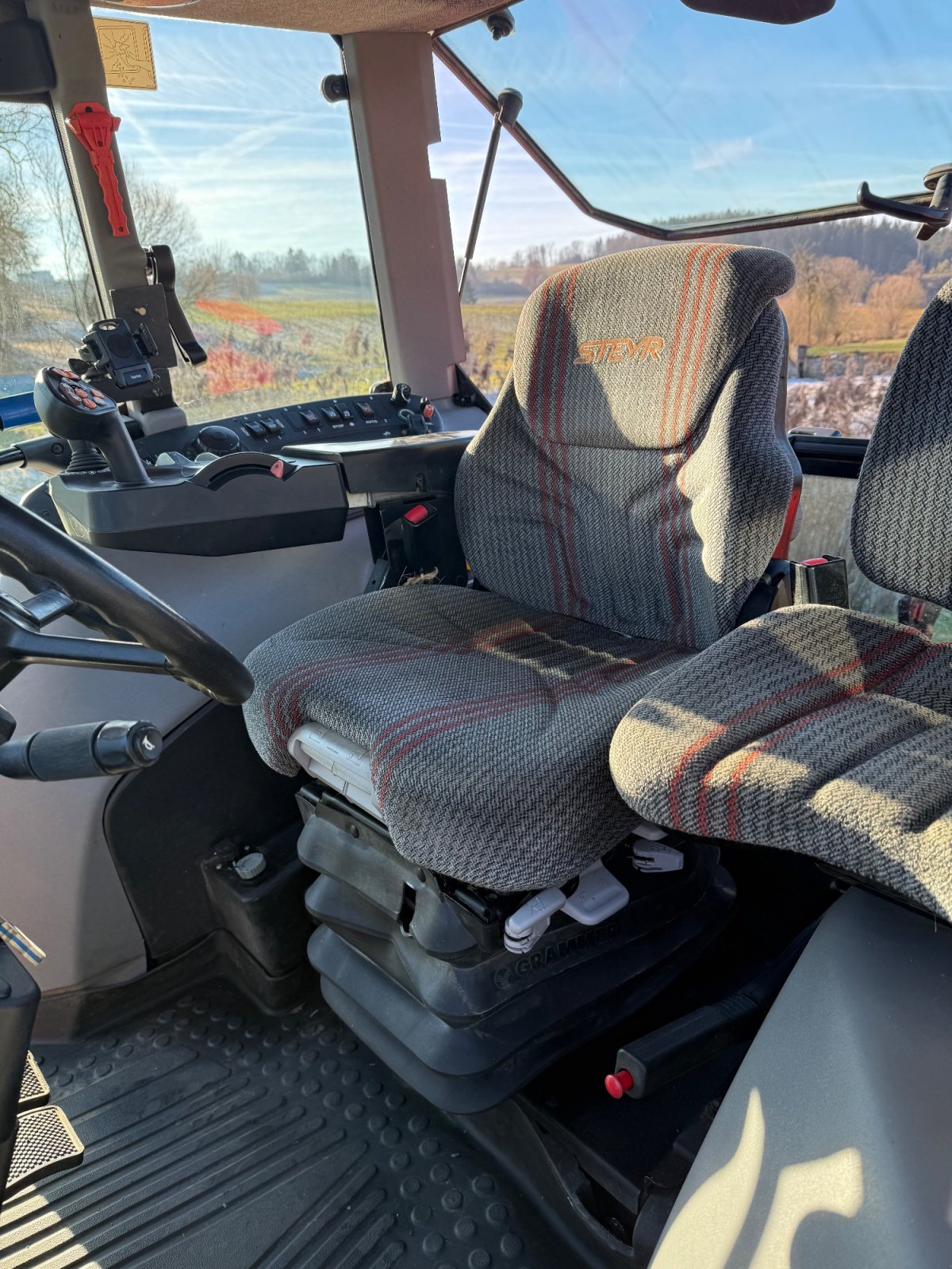 Traktor du type Steyr 6150 CVT, Gebrauchtmaschine en Weilheim (Photo 15)