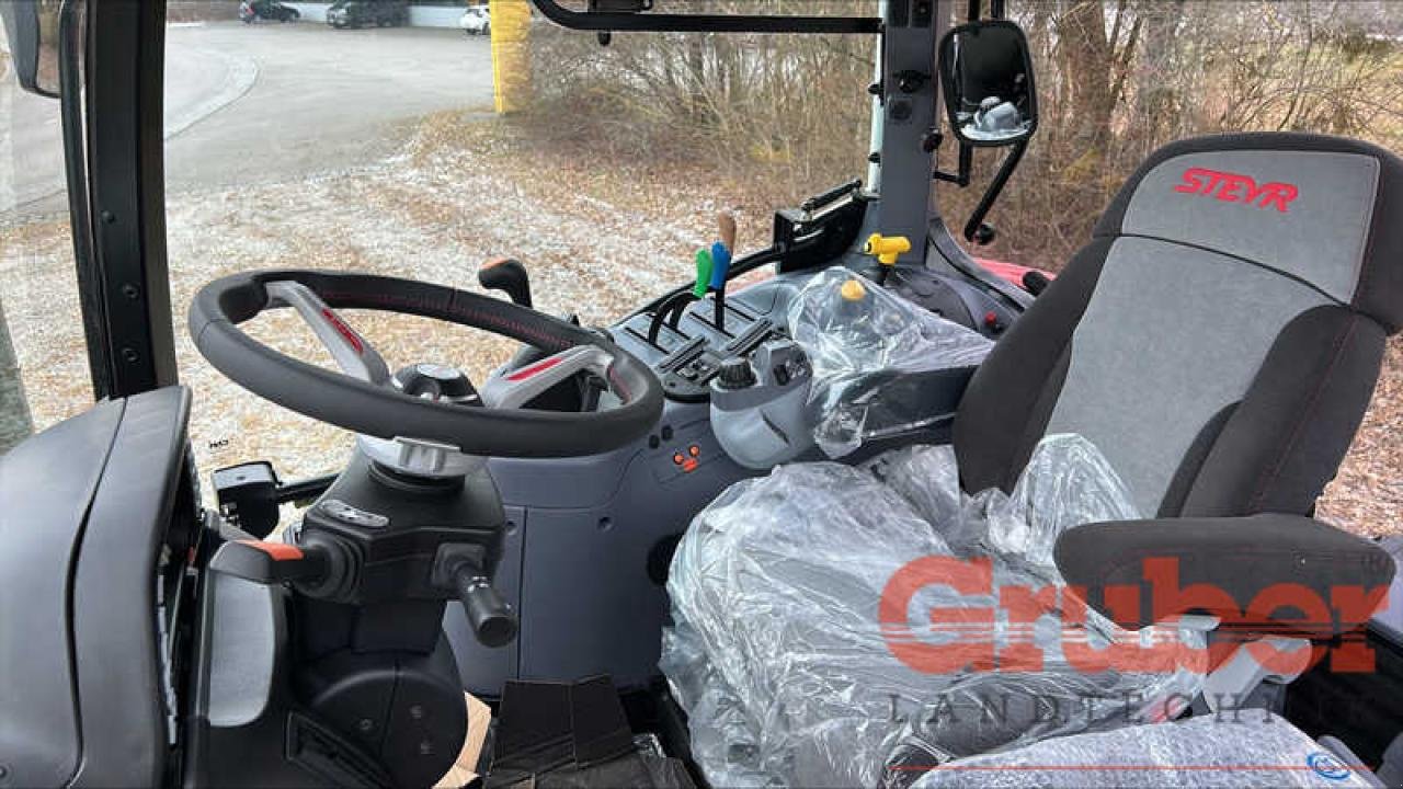 Traktor des Typs Steyr 6150 Profi Classic 4-Fach, Neumaschine in Ampfing (Bild 5)