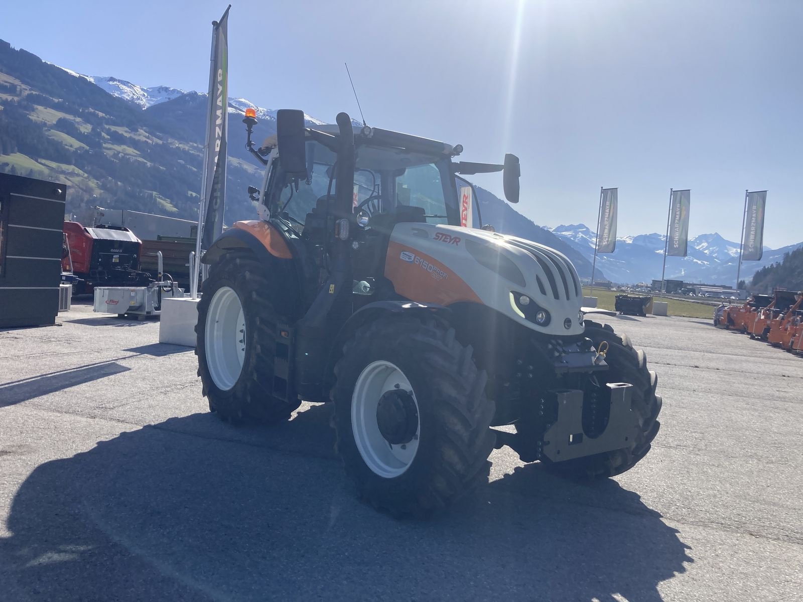 Traktor van het type Steyr 6150 Profi CVT Kommunal, Vorführmaschine in Schlitters (Foto 4)