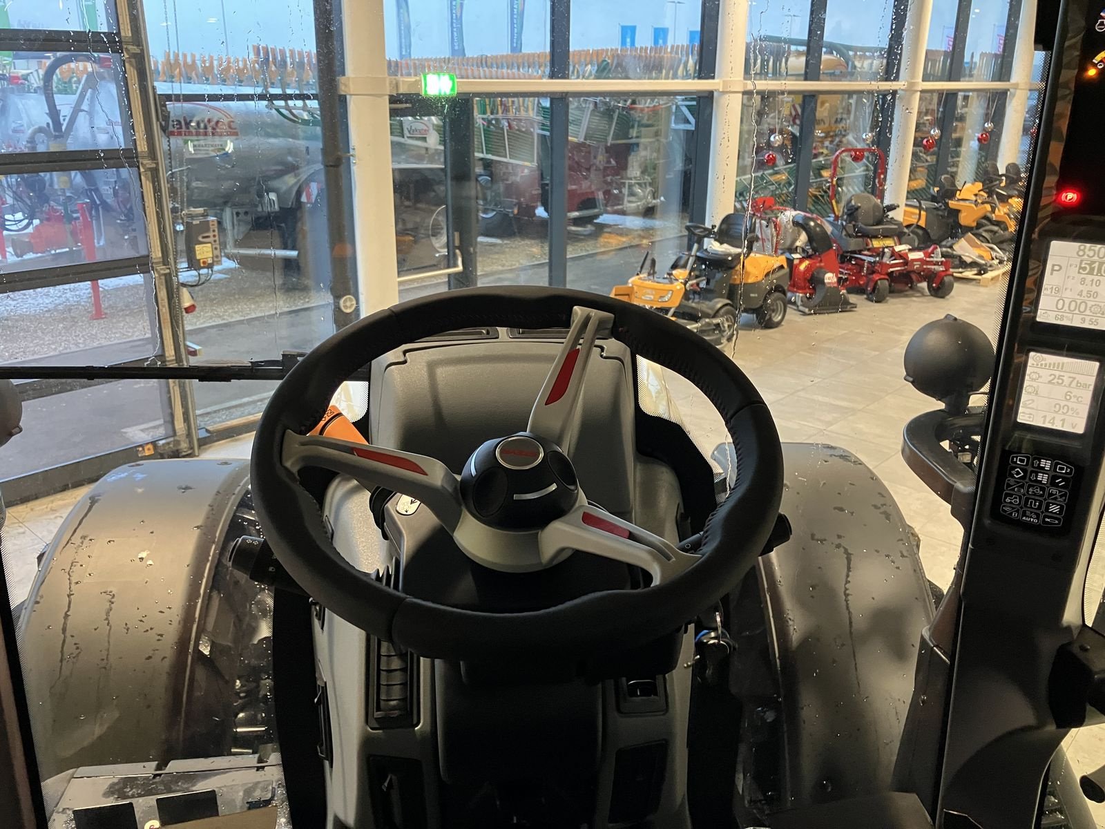 Traktor van het type Steyr 6150 Profi CVT Kommunal, Vorführmaschine in Schlitters (Foto 28)