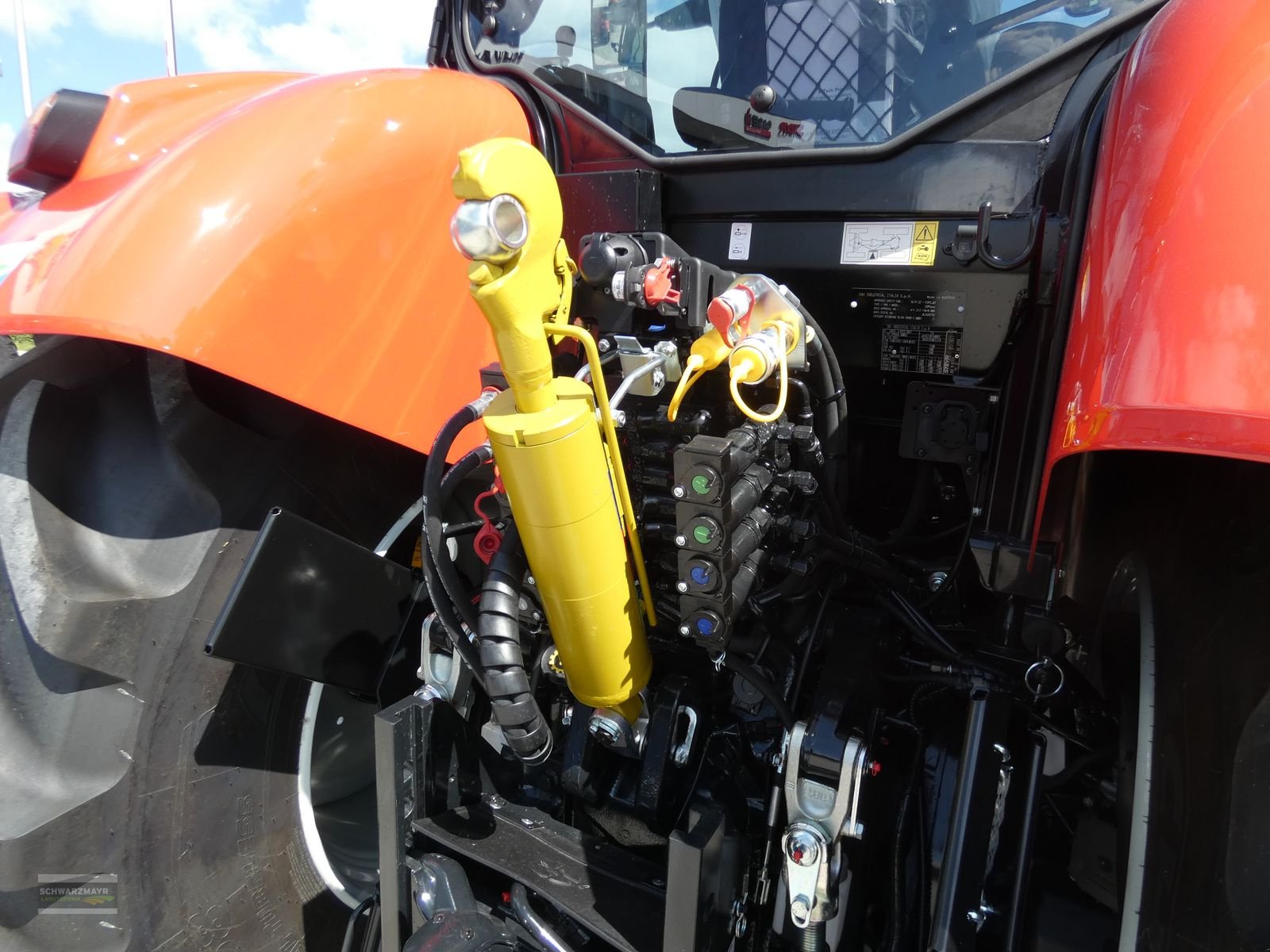 Traktor of the type Steyr 6165 Impuls CVT, Neumaschine in Aurolzmünster (Picture 7)