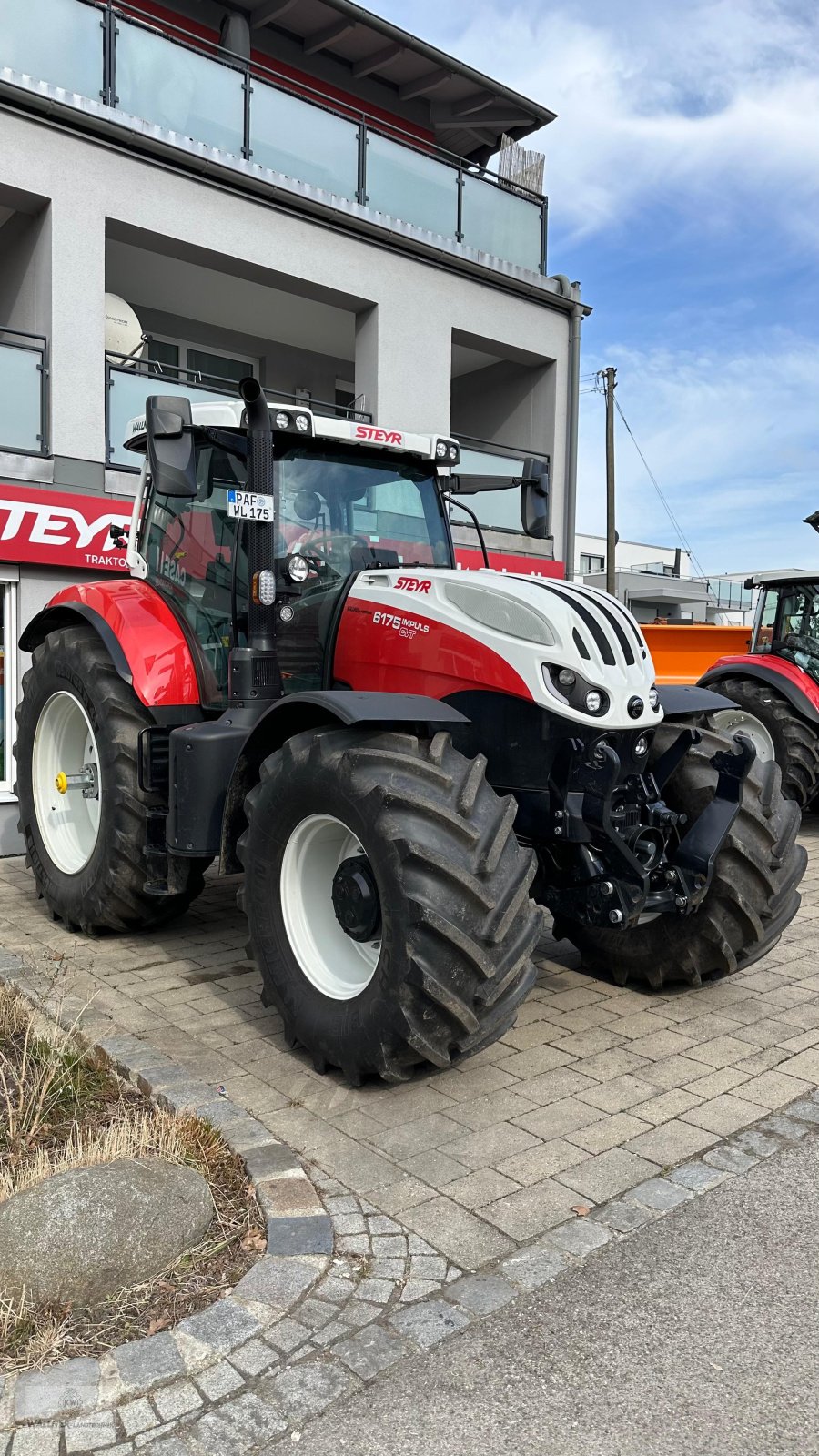 Traktor типа Steyr 6175 CVT, Gebrauchtmaschine в Wolnzach (Фотография 3)