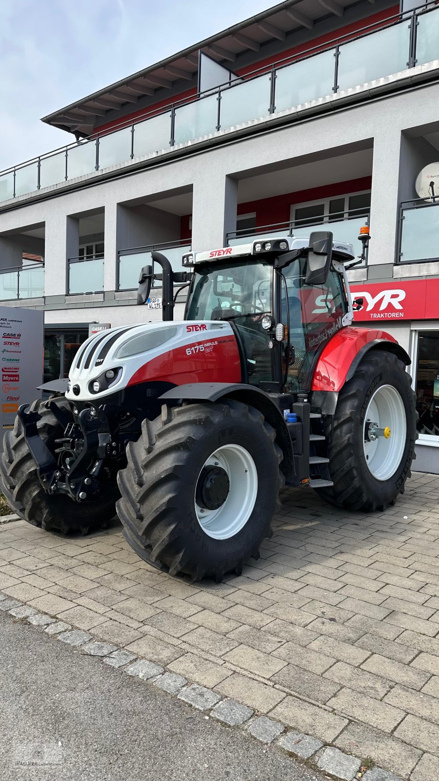 Traktor типа Steyr 6175 CVT, Gebrauchtmaschine в Wolnzach (Фотография 4)