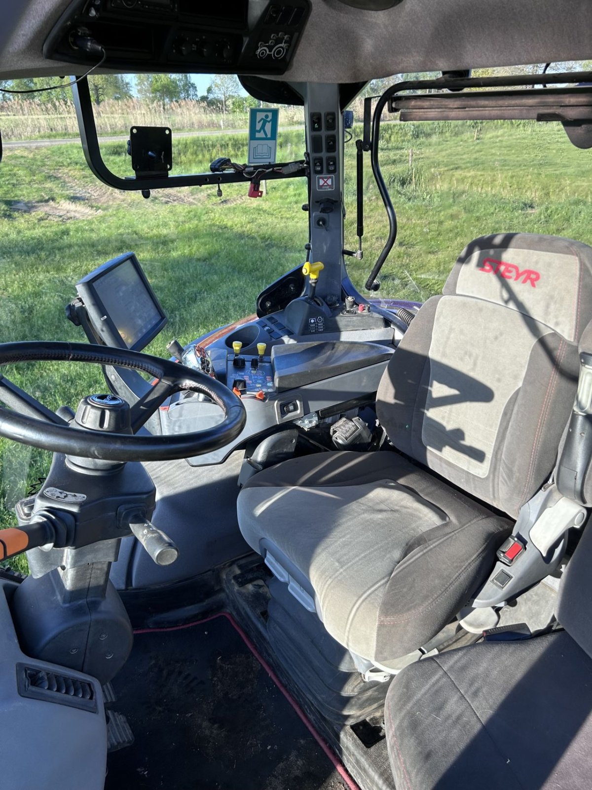 Traktor of the type Steyr 6175 CVT, Gebrauchtmaschine in Hellendoorn (Picture 10)
