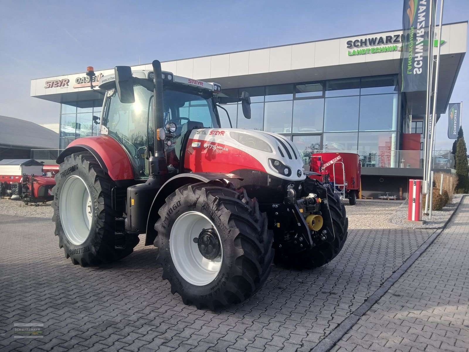 Traktor des Typs Steyr 6175 Impuls CVT, Neumaschine in Aurolzmünster (Bild 1)