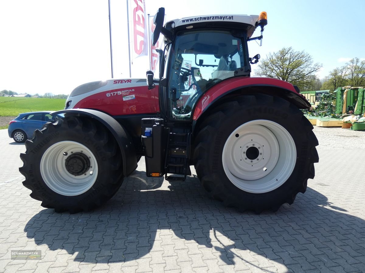 Traktor des Typs Steyr 6175 Impuls CVT, Neumaschine in Aurolzmünster (Bild 7)