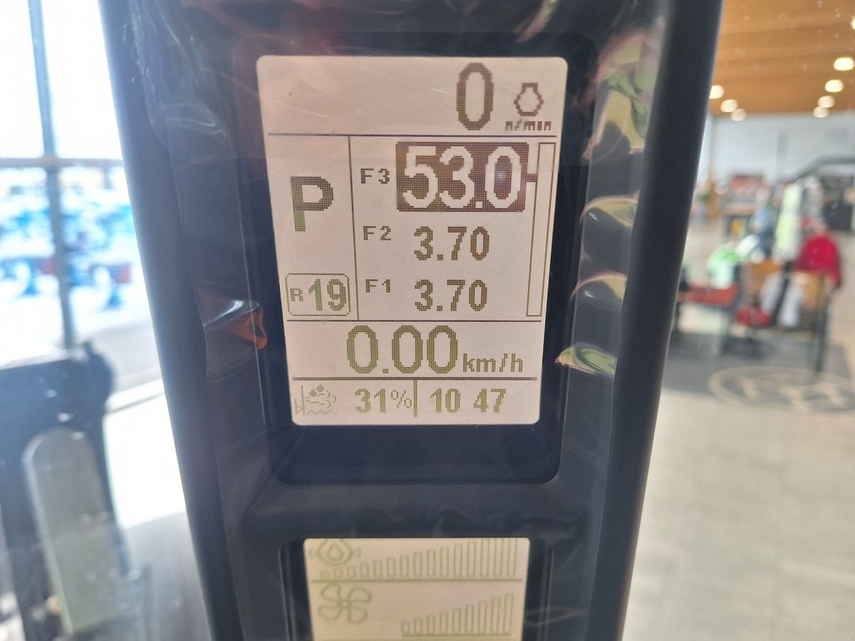 Traktor des Typs Steyr 6175 Impuls CVT, Neumaschine in Schlitters (Bild 24)