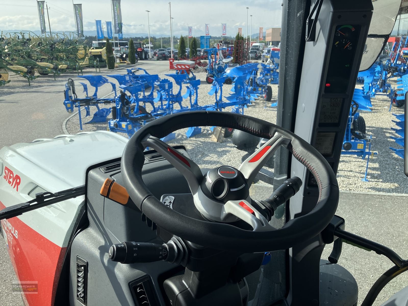 Traktor des Typs Steyr 6175 Impuls CVT, Neumaschine in Gampern (Bild 17)