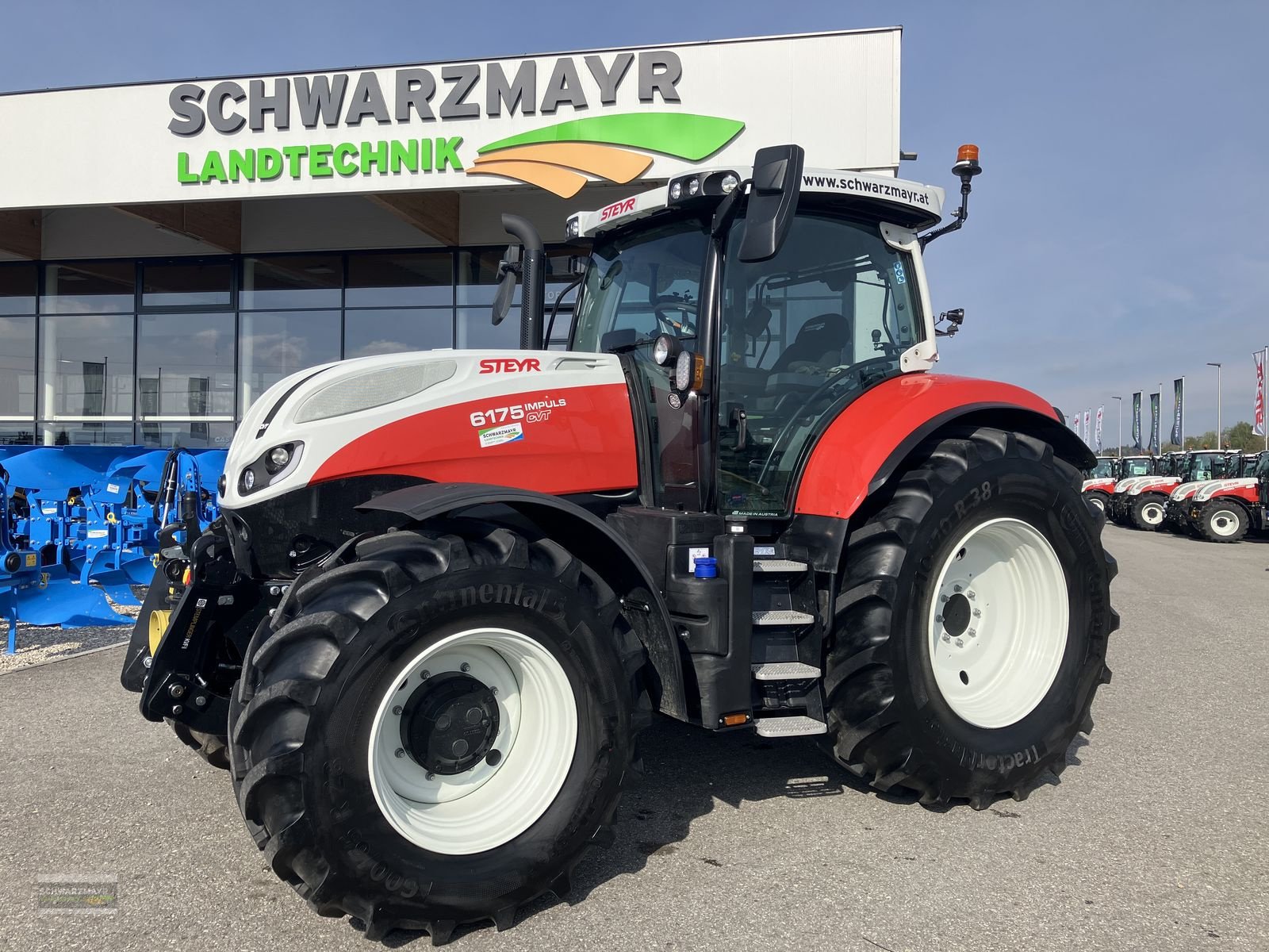 Traktor des Typs Steyr 6175 Impuls CVT, Neumaschine in Gampern (Bild 1)