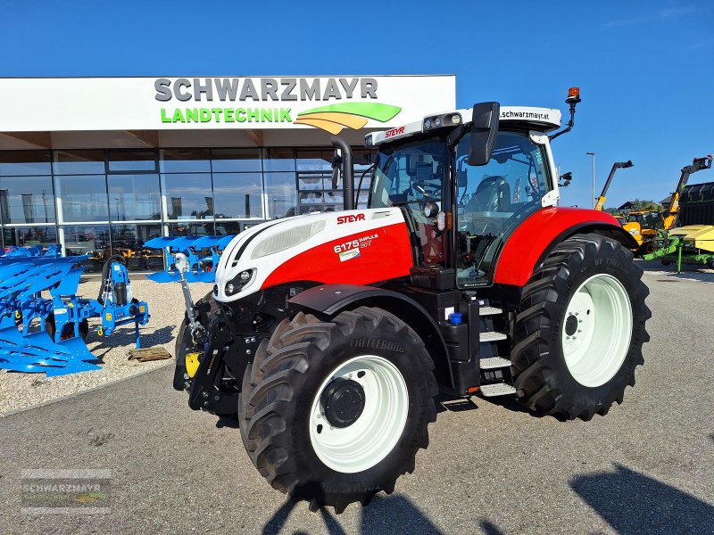 Traktor van het type Steyr 6175 Impuls CVT, Neumaschine in Gampern (Foto 1)