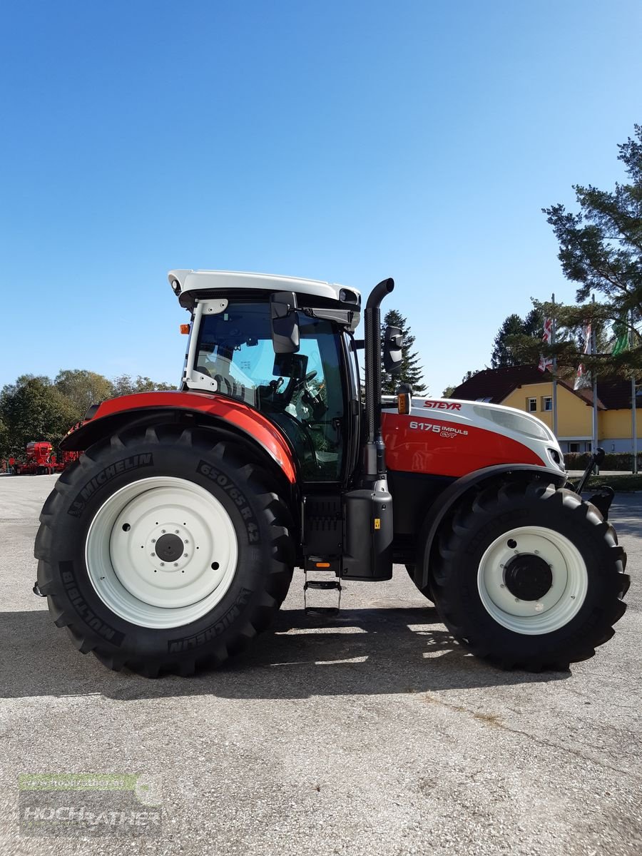 Traktor des Typs Steyr 6175 Impuls CVT, Neumaschine in Kronstorf (Bild 9)