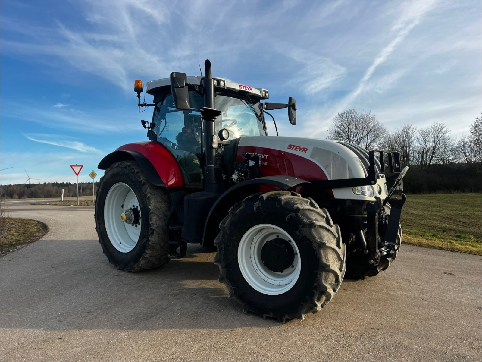 Traktor des Typs Steyr 6185 CVT, Gebrauchtmaschine in Weißenburg i.Bay. (Bild 3)