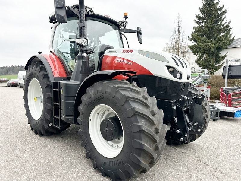Traktor des Typs Steyr 6200 ABSOLUT CVT, Neumaschine in St. Marienkirchen (Bild 2)
