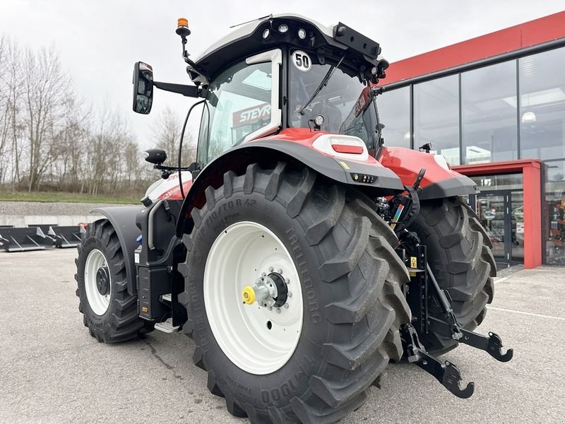 Traktor des Typs Steyr 6200 ABSOLUT CVT, Neumaschine in St. Marienkirchen (Bild 4)