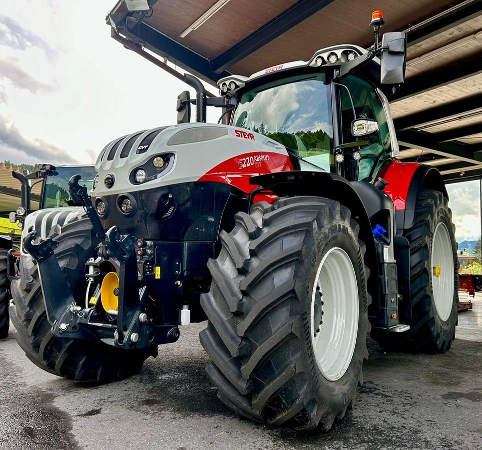 Traktor des Typs Steyr 6220 Absolut CVT, Vorführmaschine in Sulzberg (Bild 1)