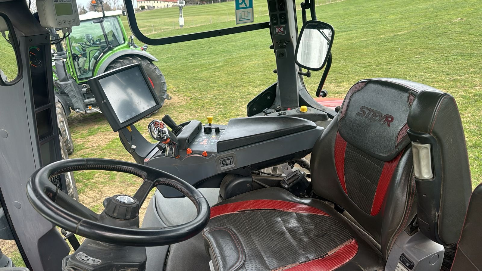 Traktor типа Steyr 6220 CVT Hi-eSCR Profi, Gebrauchtmaschine в Traberg (Фотография 11)