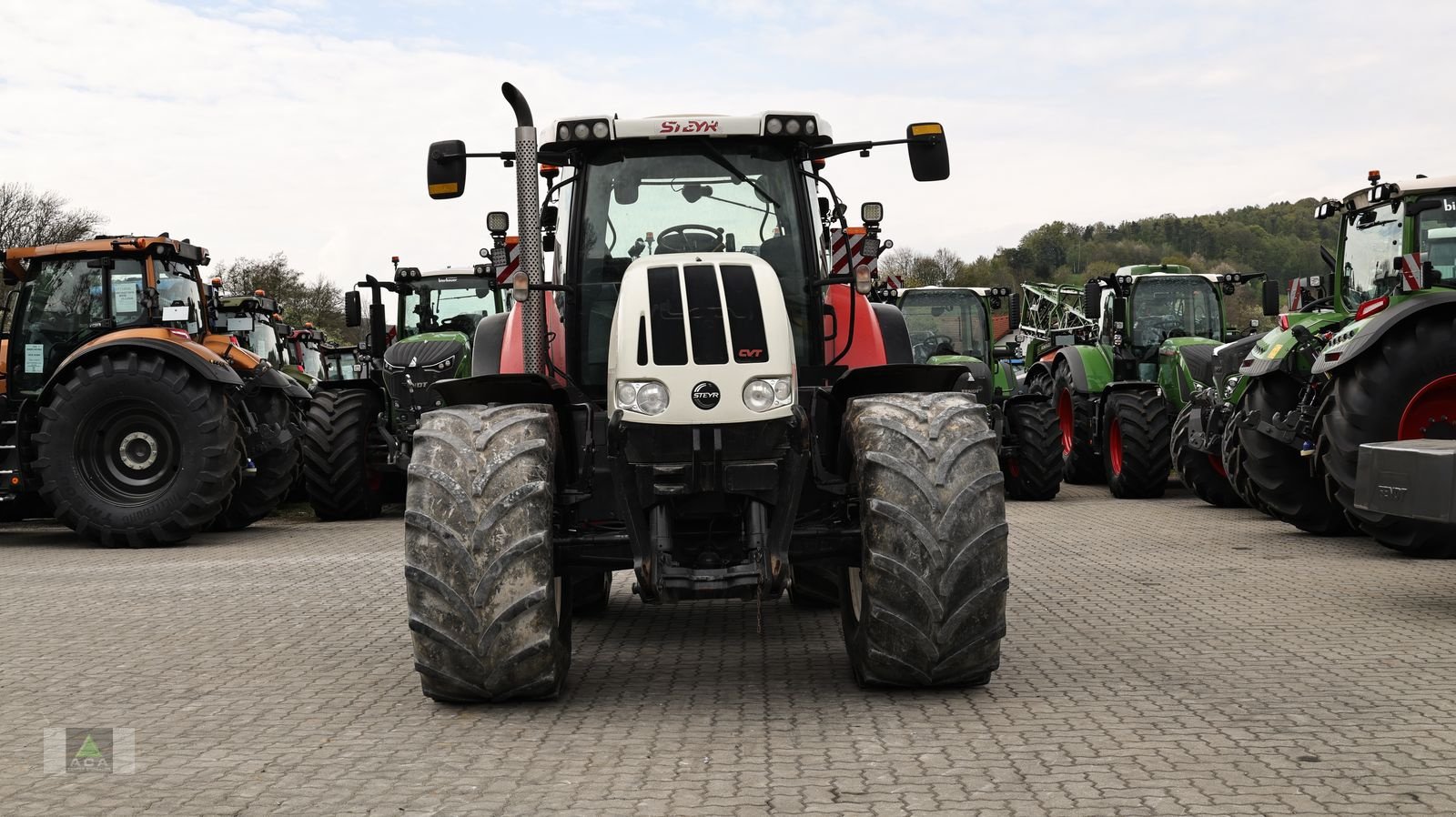 Traktor of the type Steyr 6230 CVT Basis, Gebrauchtmaschine in Markt Hartmannsdorf (Picture 2)