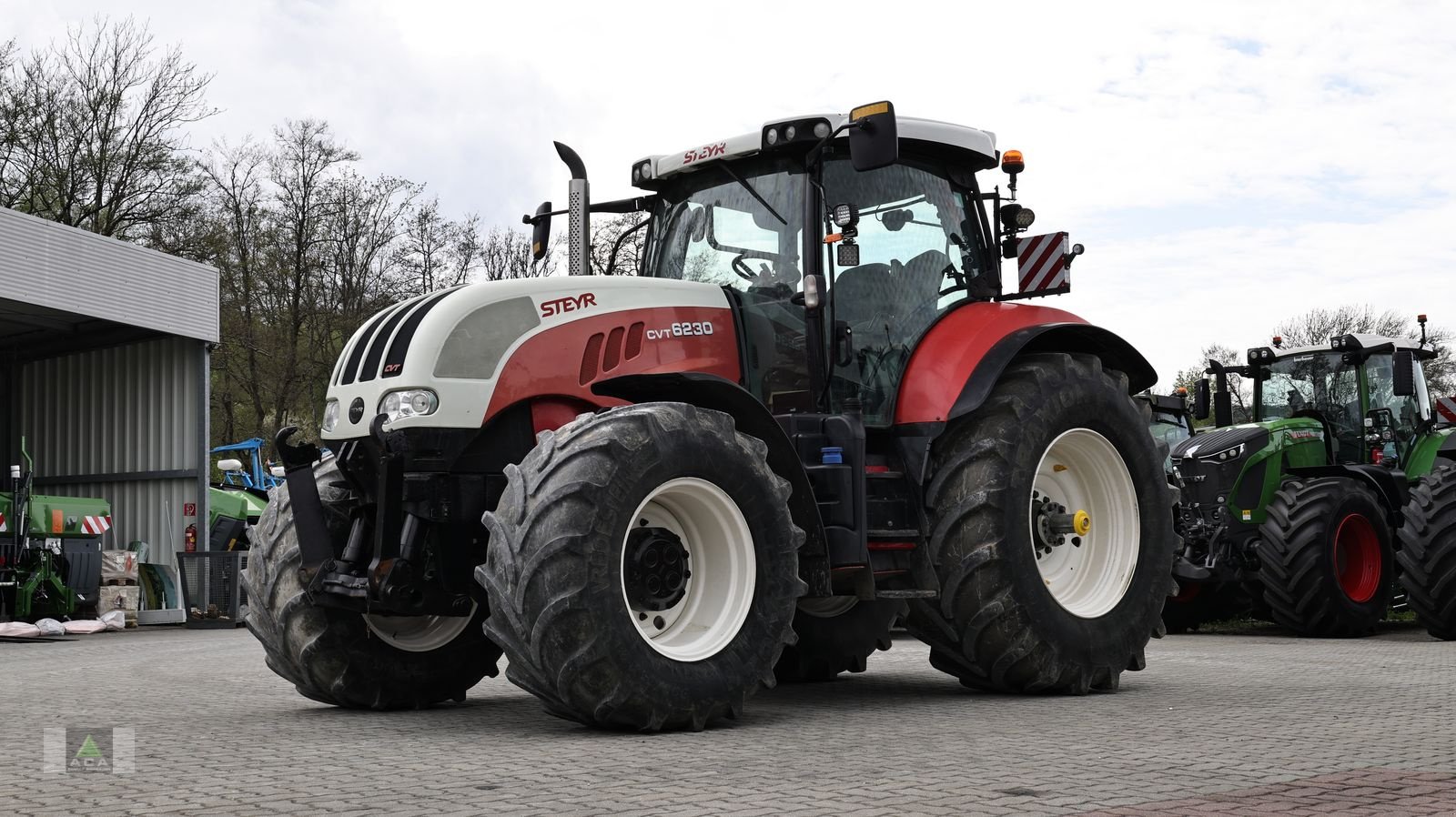 Traktor du type Steyr 6230 CVT Basis, Gebrauchtmaschine en Markt Hartmannsdorf (Photo 3)