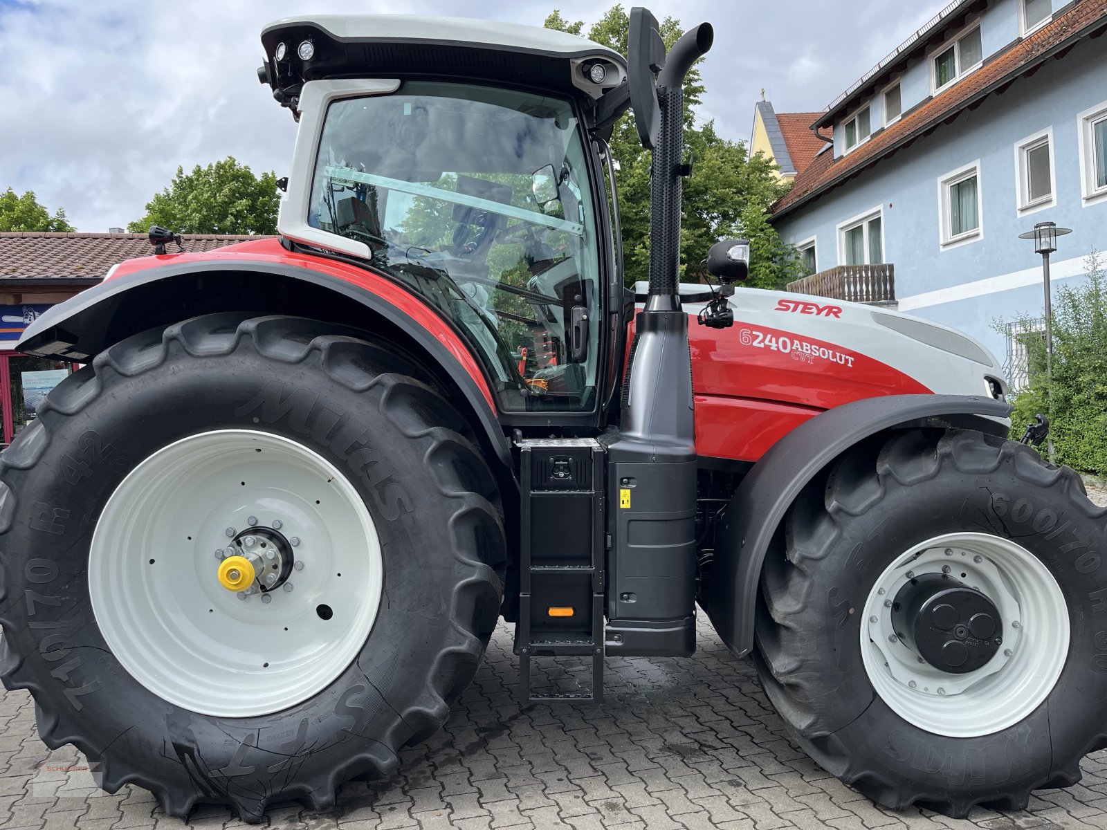 Traktor des Typs Steyr 6240 Absolut CVT, Gebrauchtmaschine in Schwandorf (Bild 4)