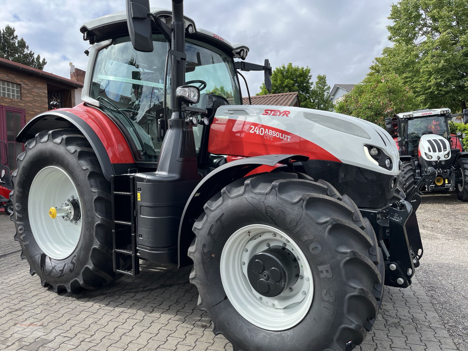 Traktor des Typs Steyr 6240 Absolut CVT, Gebrauchtmaschine in Schwandorf (Bild 5)
