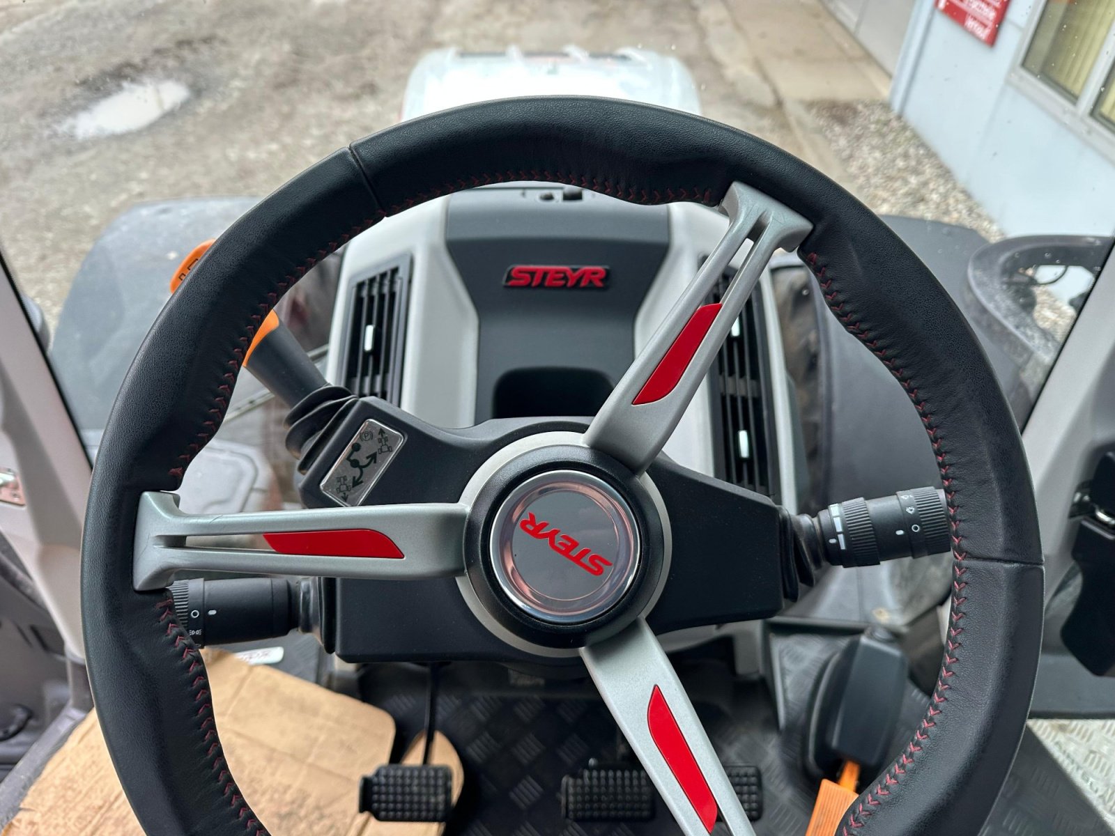 Traktor типа Steyr 6240 Absolut, Gebrauchtmaschine в Klempau (Фотография 9)