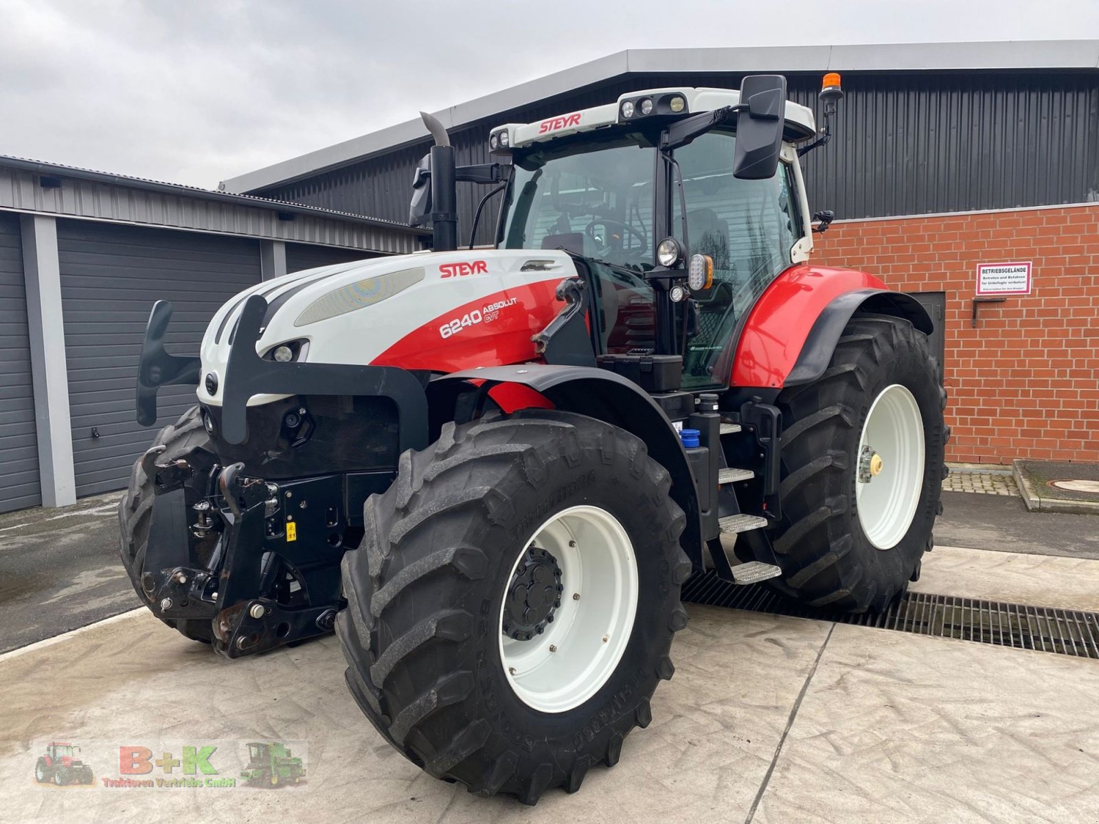 Traktor tipa Steyr 6240 CVT Absolut, Gebrauchtmaschine u Kettenkamp (Slika 1)