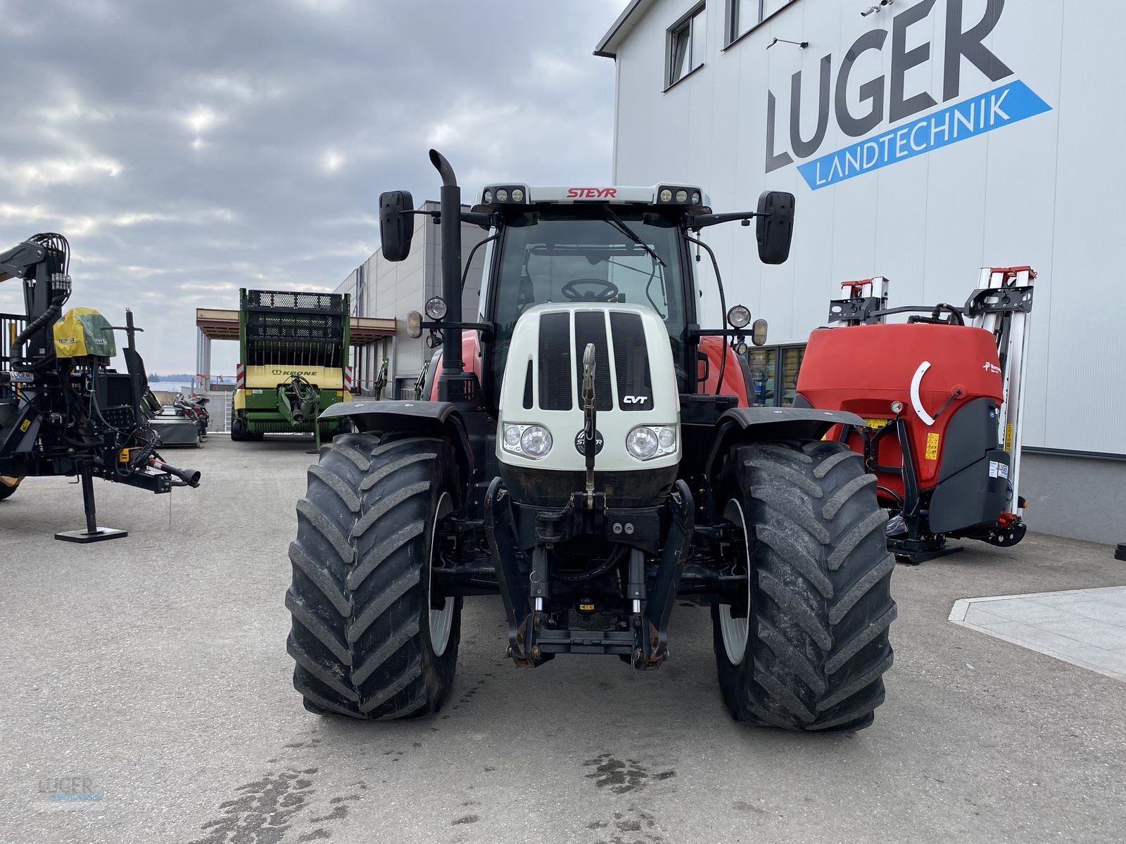 Traktor типа Steyr 6240 CVT Hi-eSCR Profi, Gebrauchtmaschine в Niederkappel (Фотография 2)