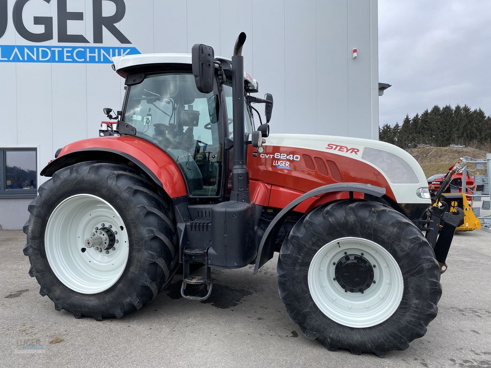 Traktor типа Steyr 6240 CVT Hi-eSCR Profi, Gebrauchtmaschine в Niederkappel (Фотография 3)