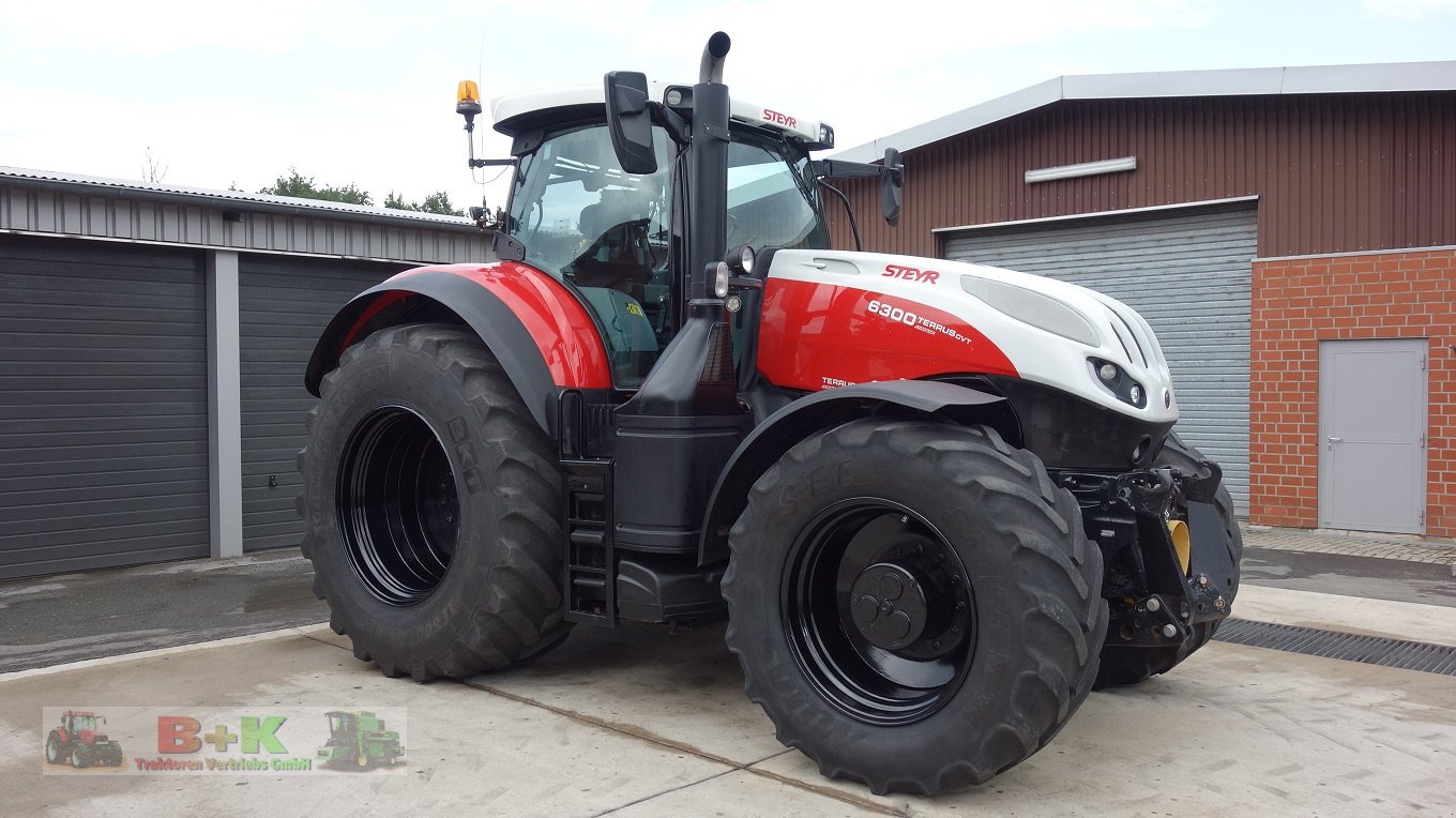 Traktor des Typs Steyr 6270 Terrus CVT, Gebrauchtmaschine in Kettenkamp (Bild 3)