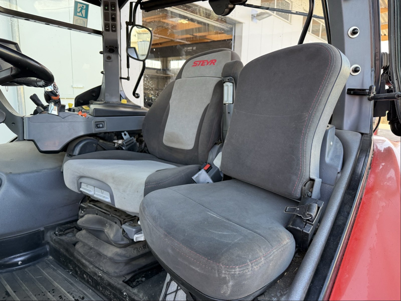 Traktor typu Steyr 6270 Terrus CVT, Gebrauchtmaschine v Bad Oldesloe (Obrázok 11)