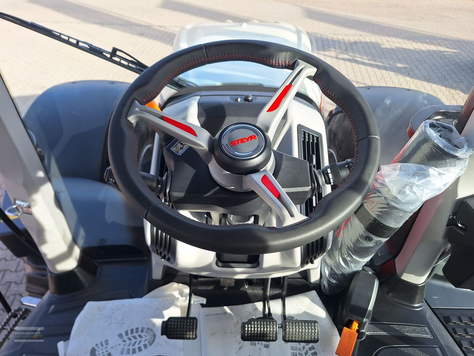 Traktor des Typs Steyr 6340 TERRUS CVT, Neumaschine in Aurolzmünster (Bild 23)