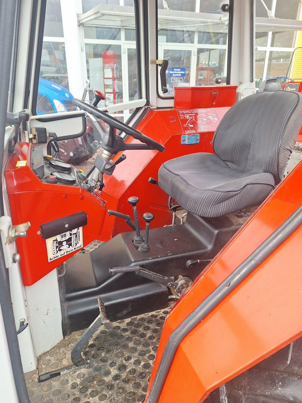 Traktor типа Steyr 8045 A (FS), Gebrauchtmaschine в Burgkirchen (Фотография 10)