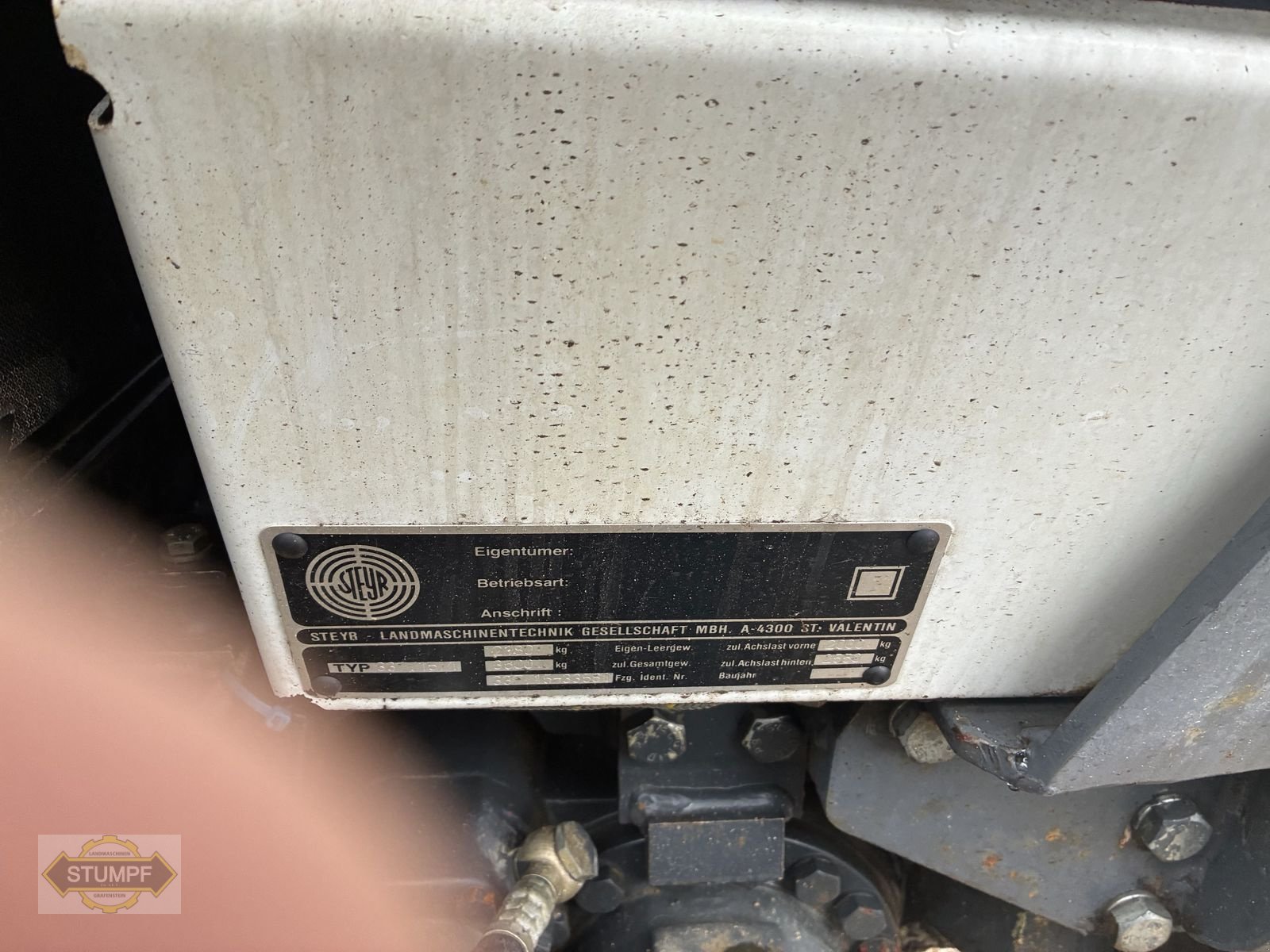 Traktor del tipo Steyr 8055 A (FS), Gebrauchtmaschine In Grafenstein (Immagine 3)