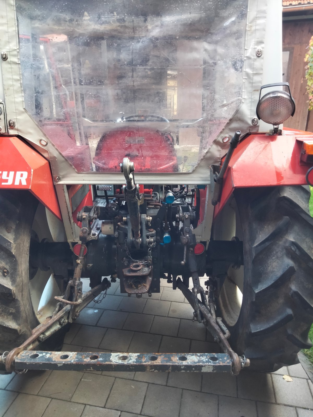 Traktor des Typs Steyr 8055, Gebrauchtmaschine in Schwandorf (Bild 3)