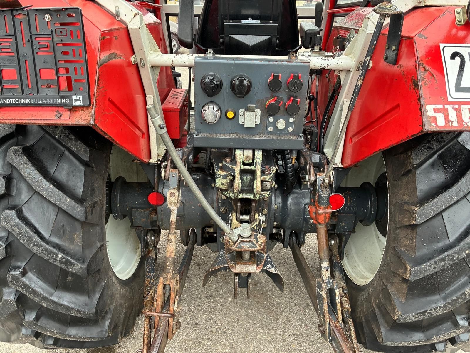 Traktor Türe ait Steyr 8065 A T, Gebrauchtmaschine içinde Kirchdorf (resim 4)