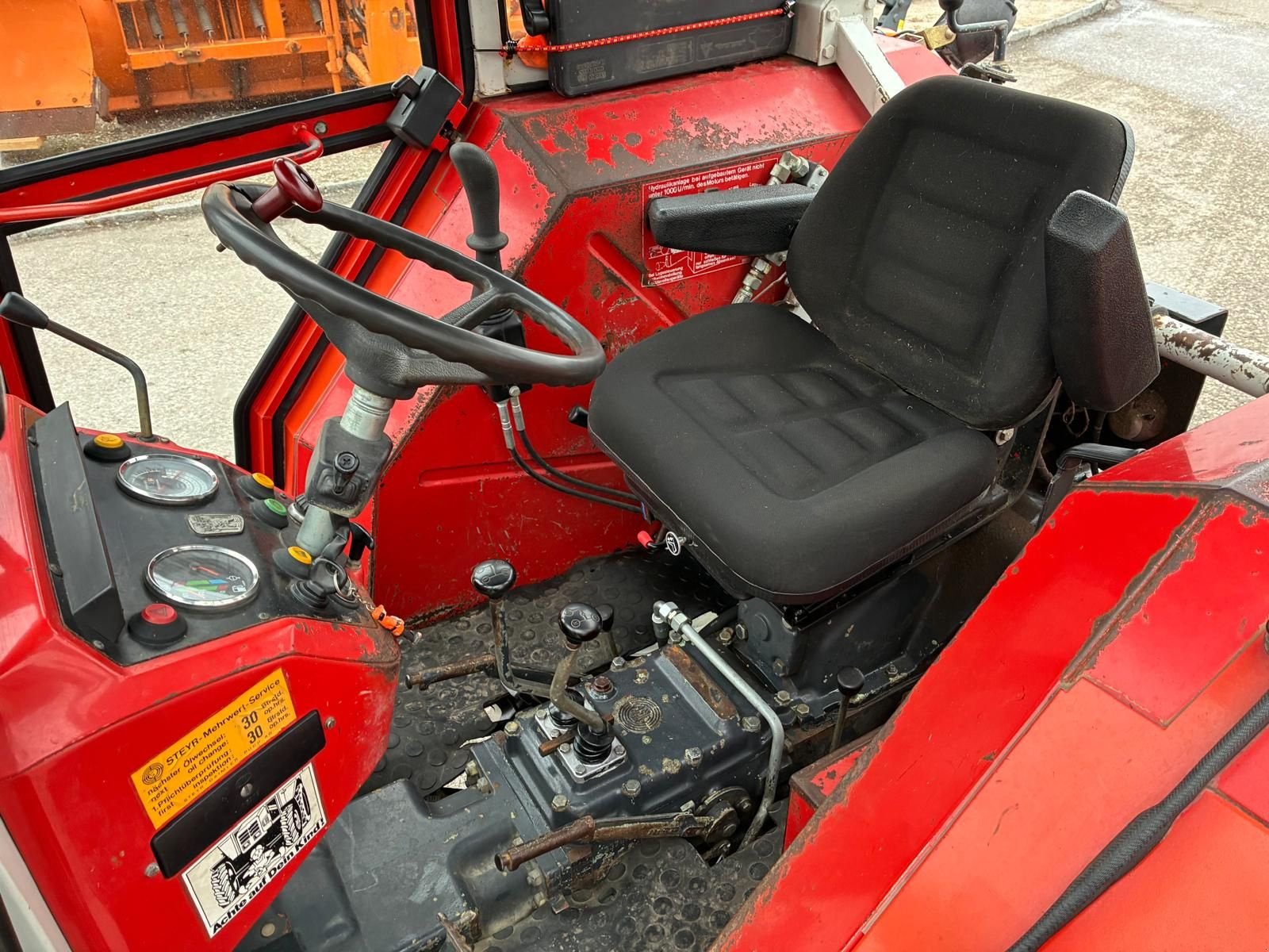 Traktor Türe ait Steyr 8065 A T, Gebrauchtmaschine içinde Kirchdorf (resim 23)