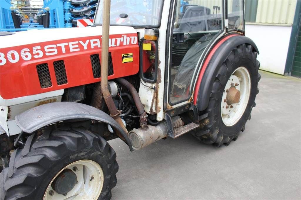 Traktor des Typs Steyr 8065 Turbo smalspoor, Gebrauchtmaschine in Bant (Bild 7)