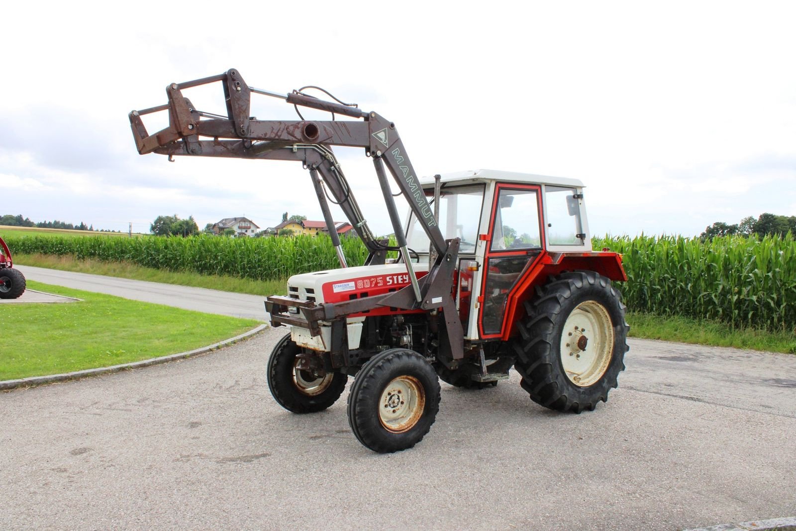 Traktor типа Steyr 8075, Gebrauchtmaschine в Neukirchen am Walde  (Фотография 1)
