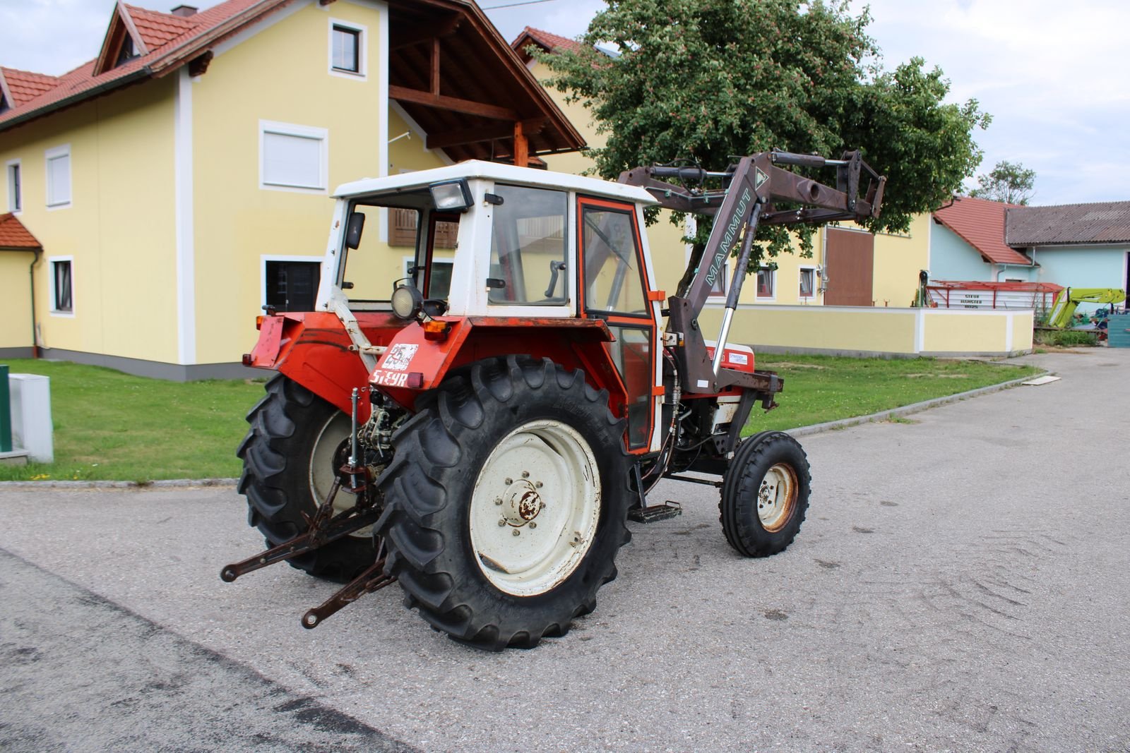 Traktor типа Steyr 8075, Gebrauchtmaschine в Neukirchen am Walde  (Фотография 2)