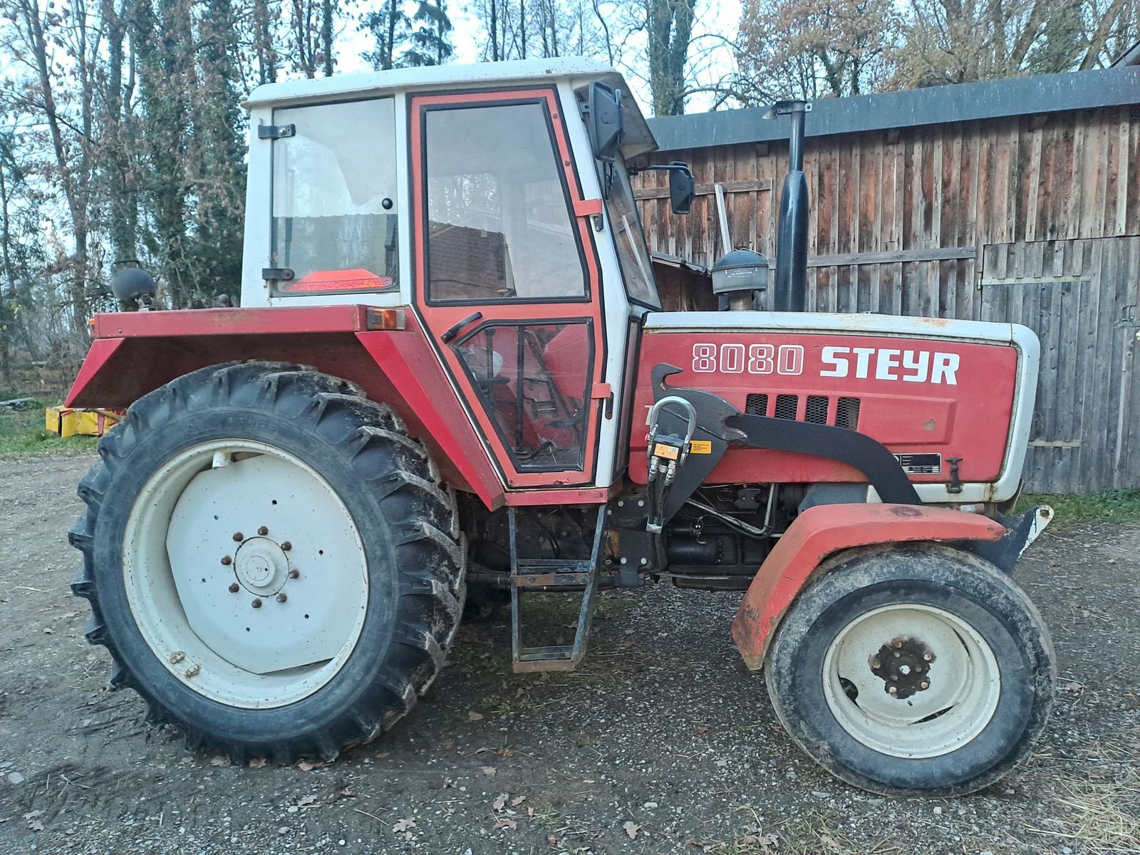 Traktor van het type Steyr 8080 SK1, Gebrauchtmaschine in Burgkirchen (Foto 4)