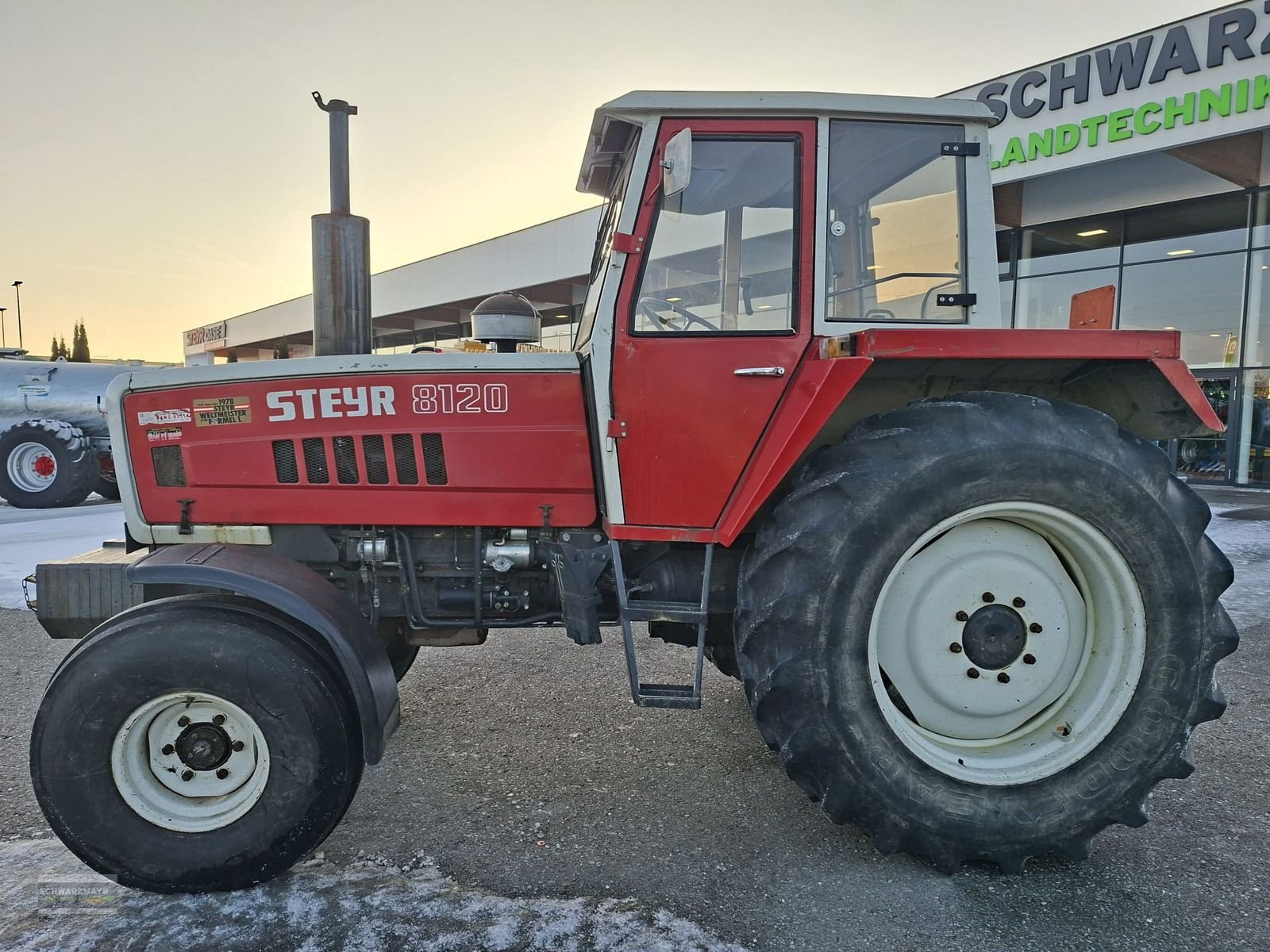 Traktor типа Steyr 8120, Gebrauchtmaschine в Gampern (Фотография 2)