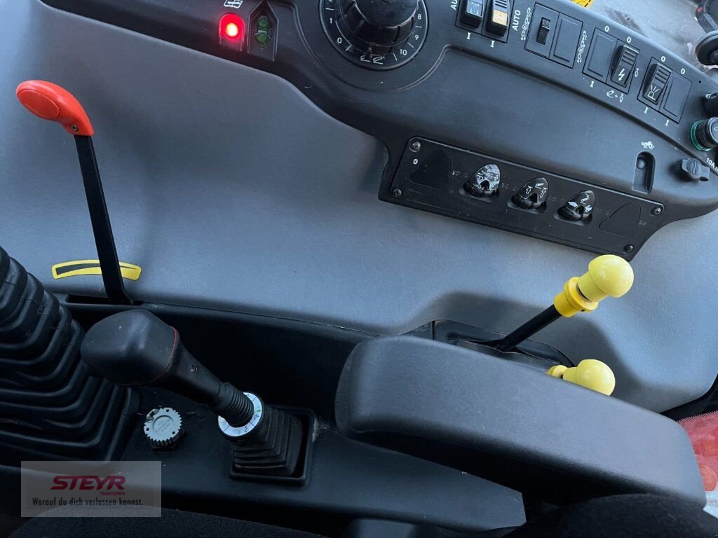 Traktor of the type Steyr 9085MT + Hauer FHW + Konsole, Gebrauchtmaschine in Kilb (Picture 7)