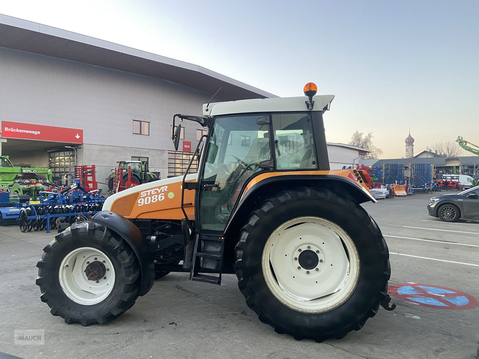 Traktor типа Steyr 9086 A T, Gebrauchtmaschine в Burgkirchen (Фотография 6)