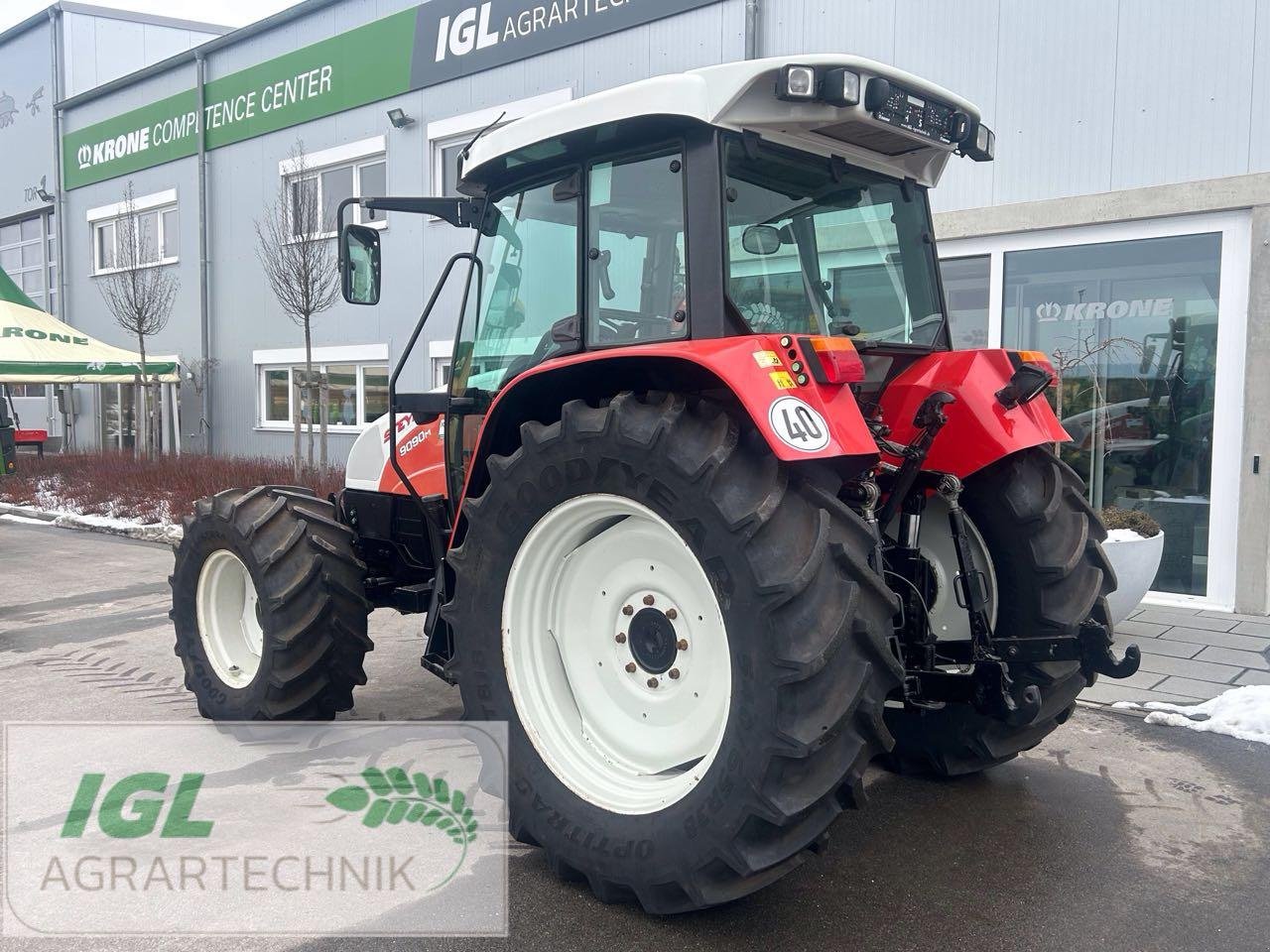 Traktor of the type Steyr 9090 M, Gebrauchtmaschine in Nabburg (Picture 3)