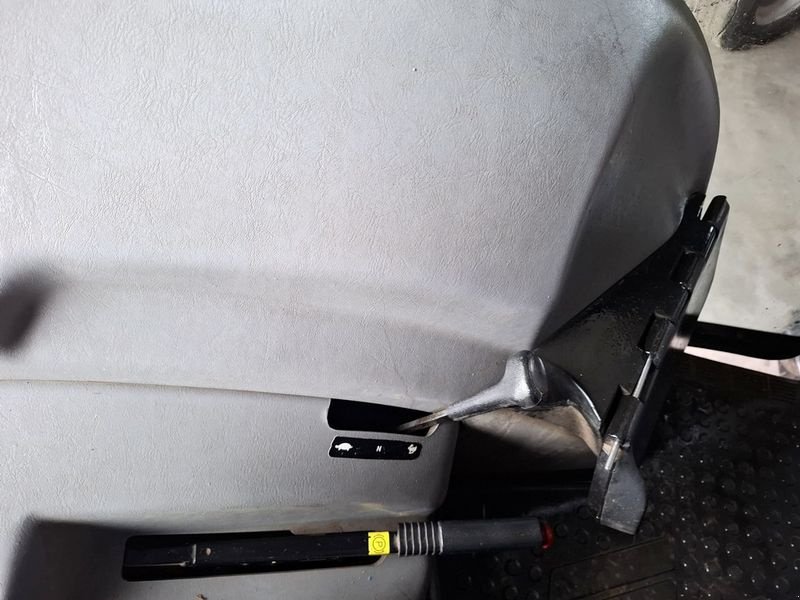 Traktor от тип Steyr 9094 M A Komfort, Gebrauchtmaschine в St. Marienkirchen (Снимка 11)