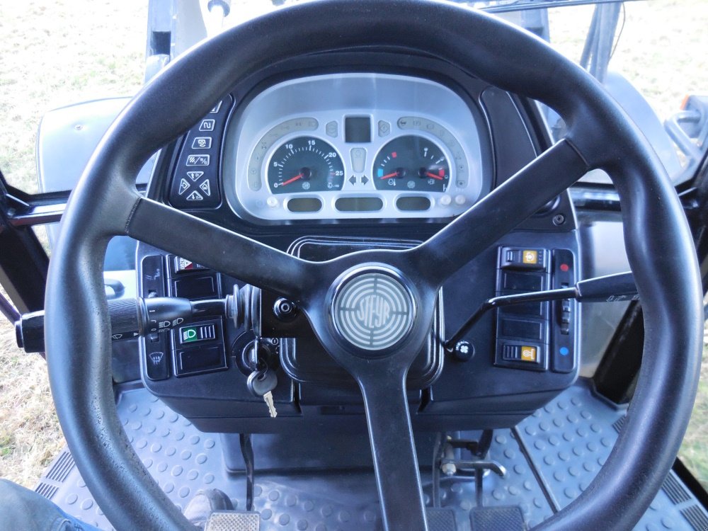 Traktor типа Steyr 9100 M, Gebrauchtmaschine в Innernzell (Фотография 8)